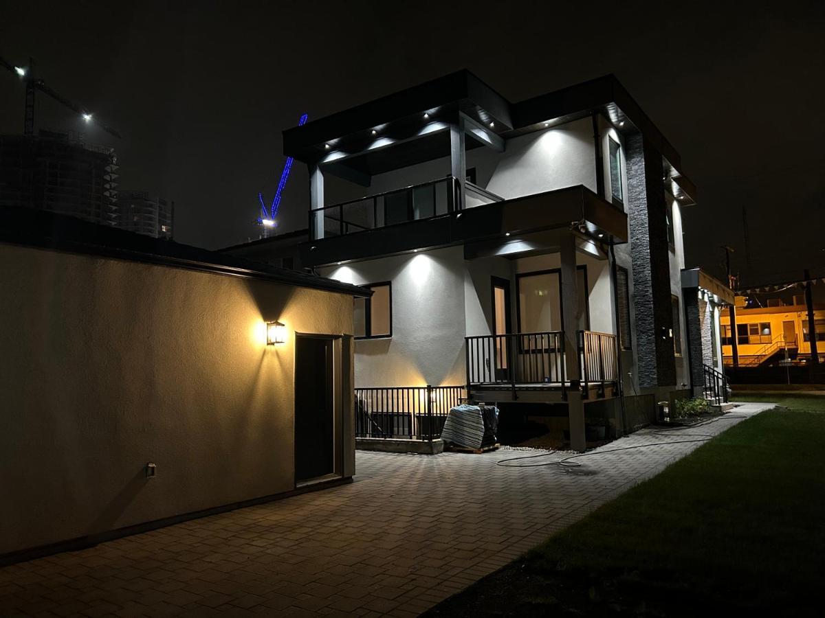 Wecare Guest Suite เบิร์นนาบี ภายนอก รูปภาพ