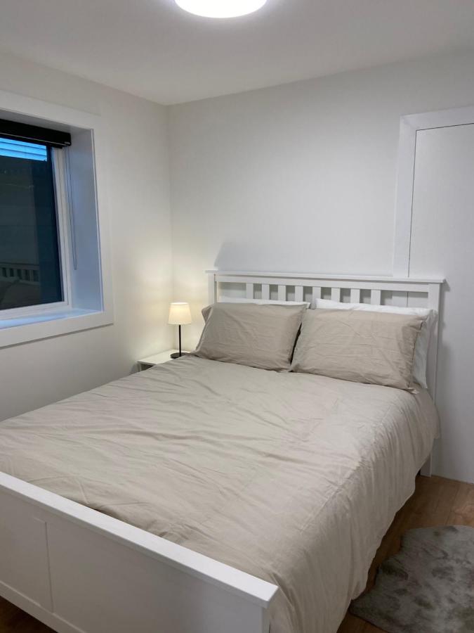 Wecare Guest Suite เบิร์นนาบี ภายนอก รูปภาพ